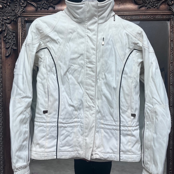 Marker Jackets & Blazers - Vintage MARKER White Ski Jacket with High Collar and Fitted Silhouette